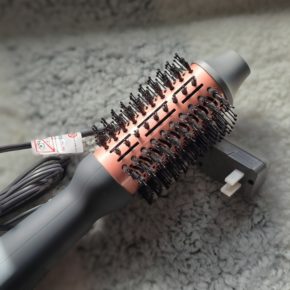 Hairitage Up In The Air Volumizing Brush - Blue
